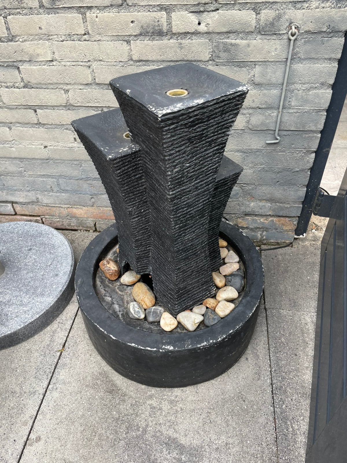 Fontein, Ophalen, Gebruikt, Beton, Fontein