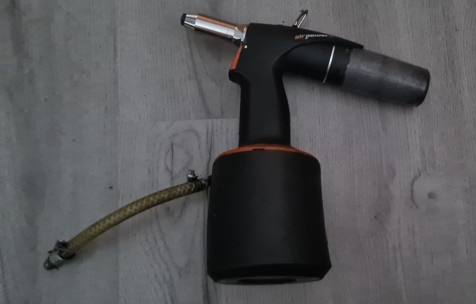 Airpower blindklinknageltang op luchtdruk, Ophalen of Verzenden, Gebruikt, Overige typen, Overige merken