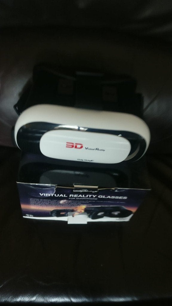 VR-bril 360 graden Virtual Reality glasses for smartphone, Spelcomputers en Games, Virtual Reality, Zo goed als nieuw, Telefoon