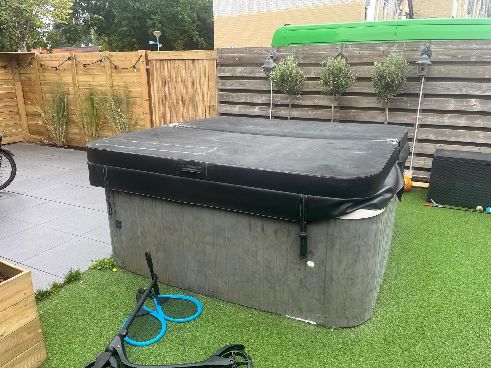 Oude jacuzzi 2.14x2.14m, Ophalen, Gebruikt