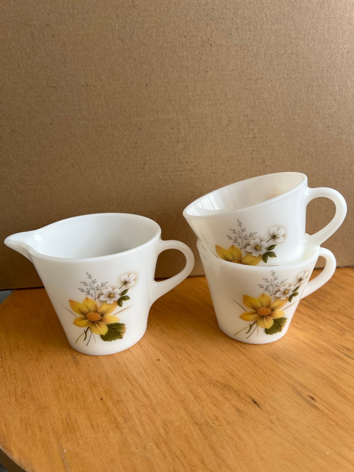 Pyrex "Autumn Glory" Koffie-/Theekoppen (2 stuks), Antiek en Kunst, Ophalen of Verzenden