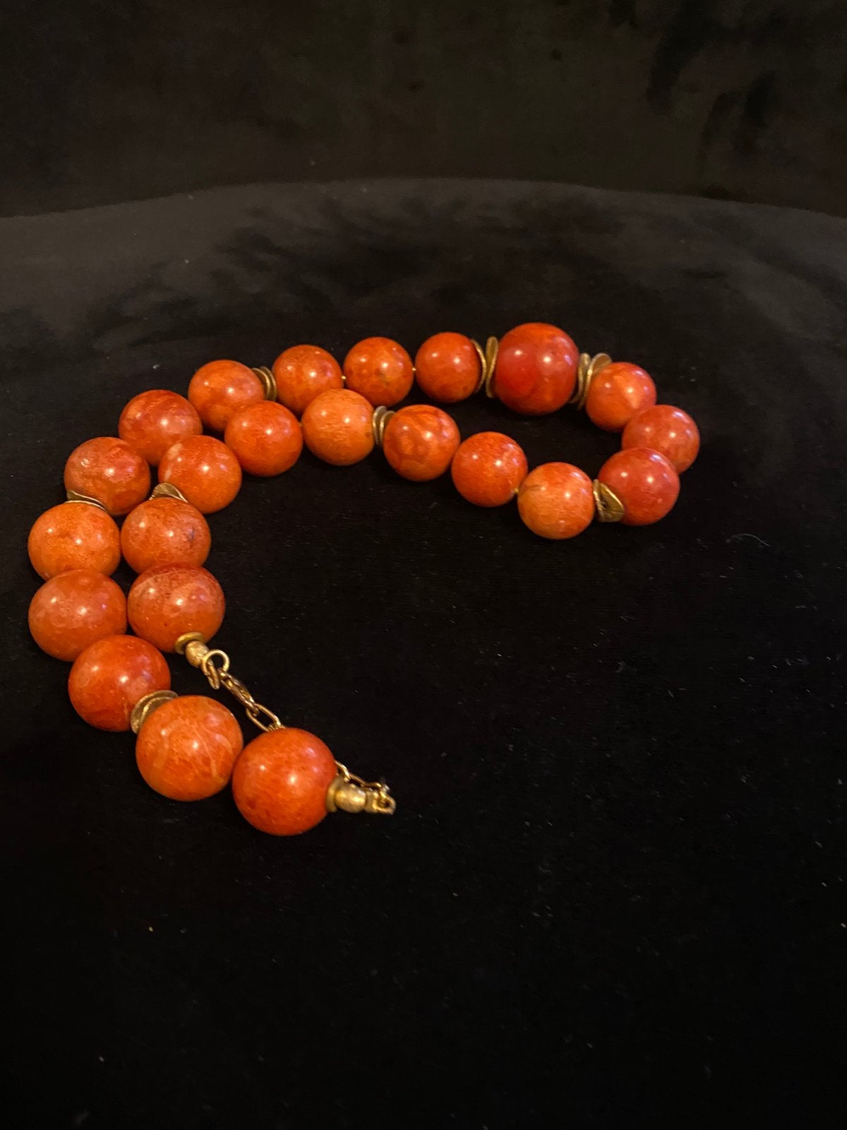 ketting van natuurlijk koraal., Ophalen of Verzenden, Zo goed als nieuw, Rood, Overige materialen
