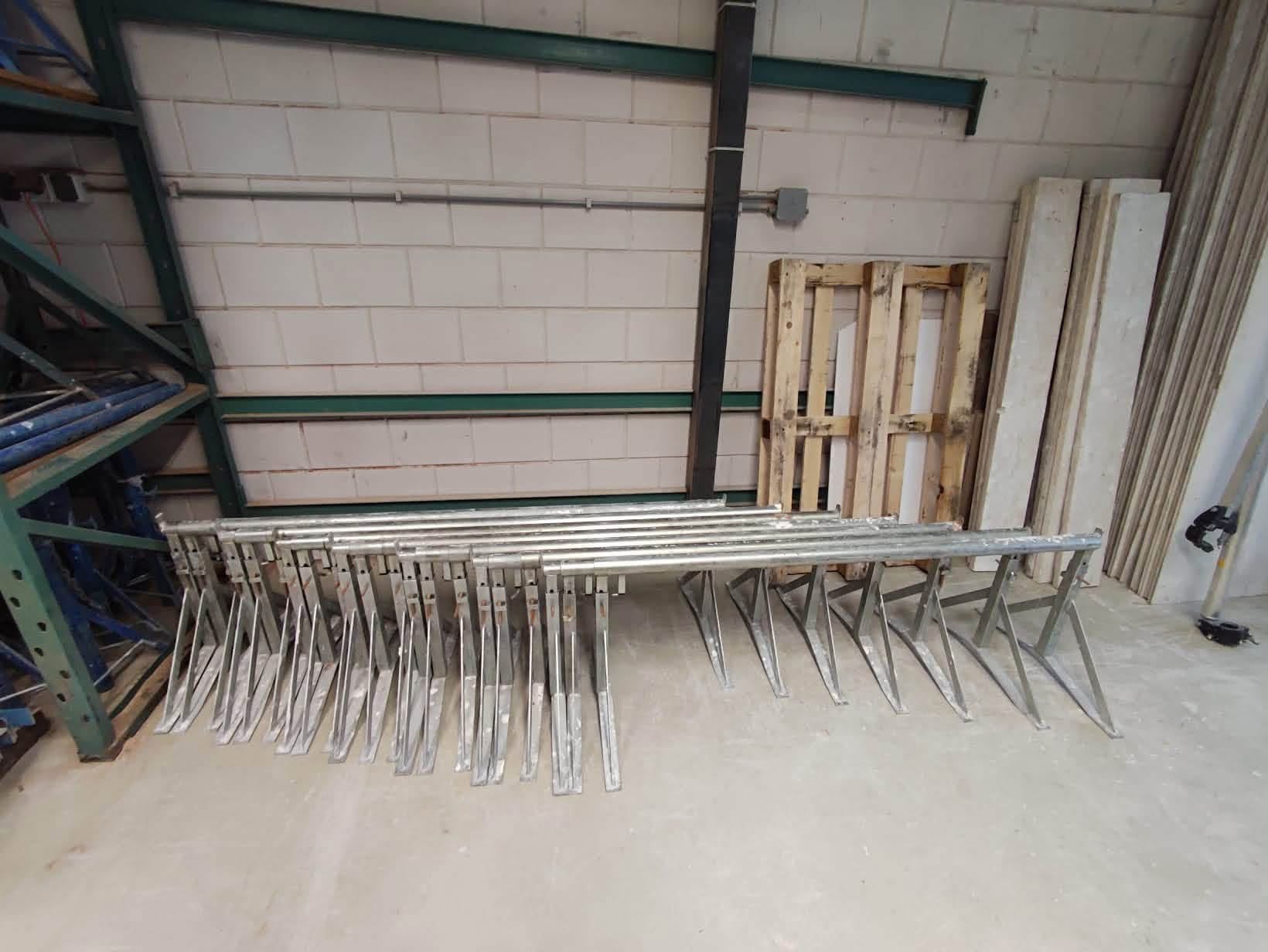 Steiger uitschuifbokken, Ophalen, Gebruikt