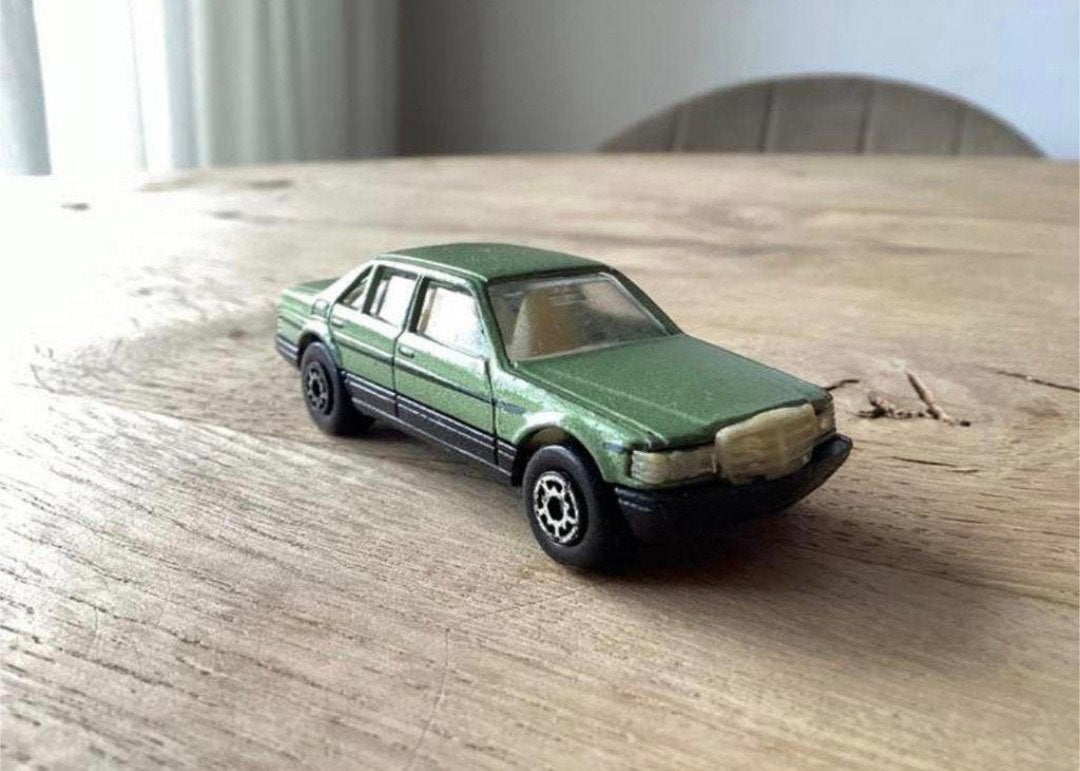Mercedes-Benz 260 SEL schaalmodel – MC Toy, Ophalen of Verzenden, Gebruikt, Auto