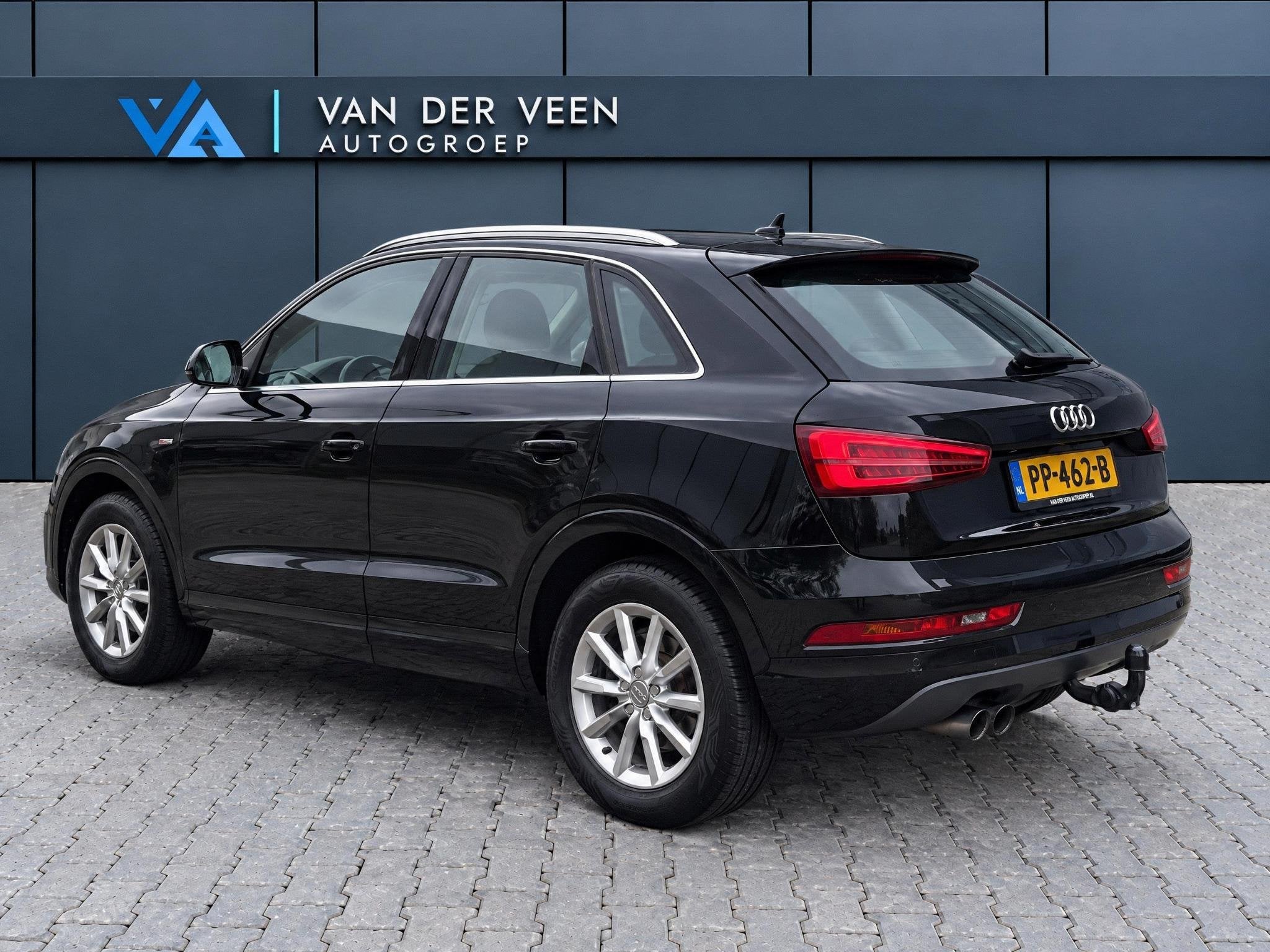 Audi Q3 1.4 TFSI CoD Design Pro Line Plus | Incl. 12 maanden, Automaat, Zwart, 1395 cc, Auto-Union-Straße 1
85057  Ingolstadt, DE