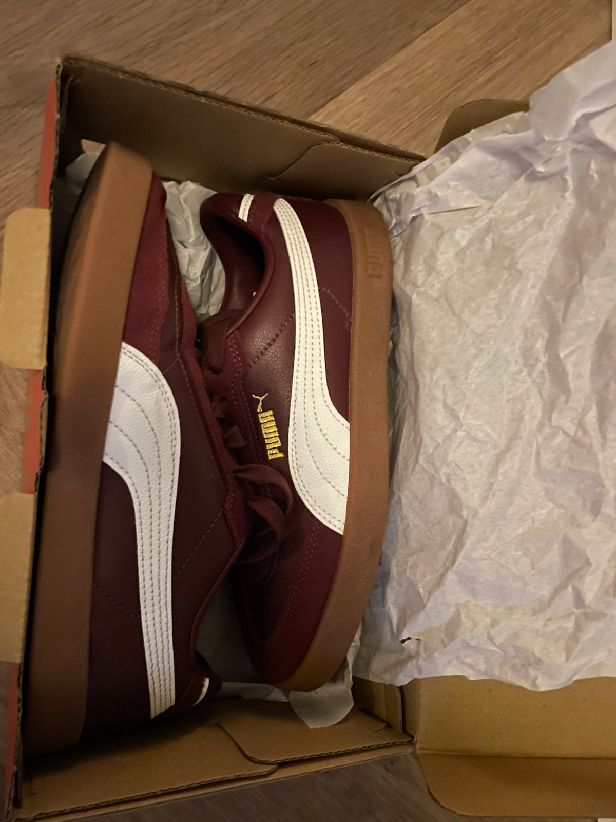 Dames sneakers Puma, Ophalen of Verzenden, Zo goed als nieuw, Beige, Sneakers of Gympen