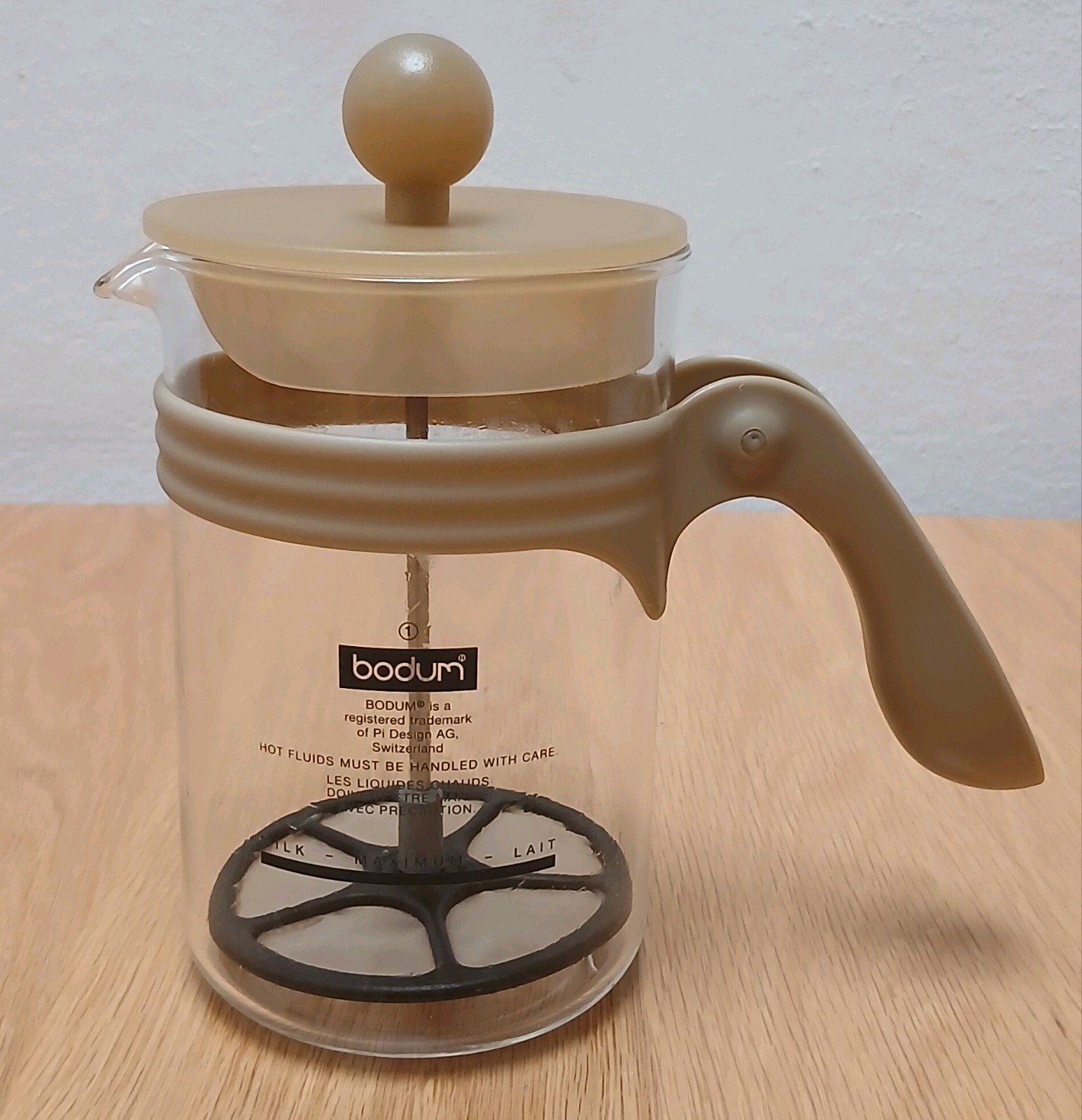 Bodum melkopschuimer beige - Handmatig, Witgoed en Apparatuur, Melkopschuimers, Ophalen of Verzenden, Gebruikt, Handmatige melkopschuimer