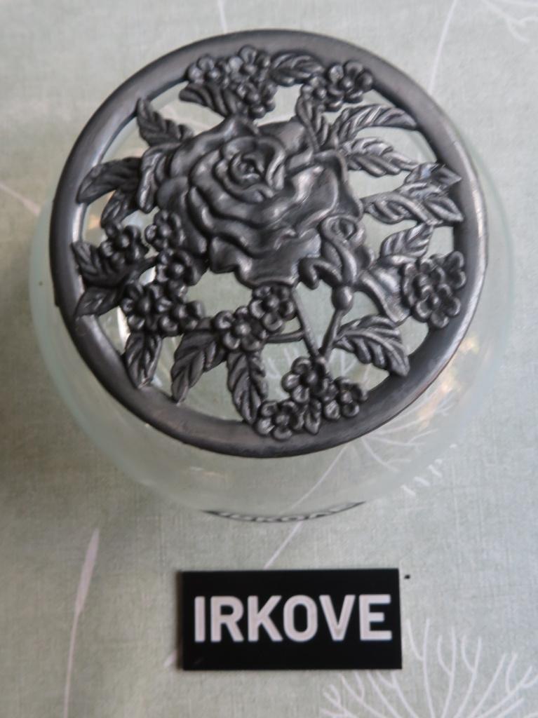 POTPOURRI HOUDER * Tinnen Deksel *, Verzenden