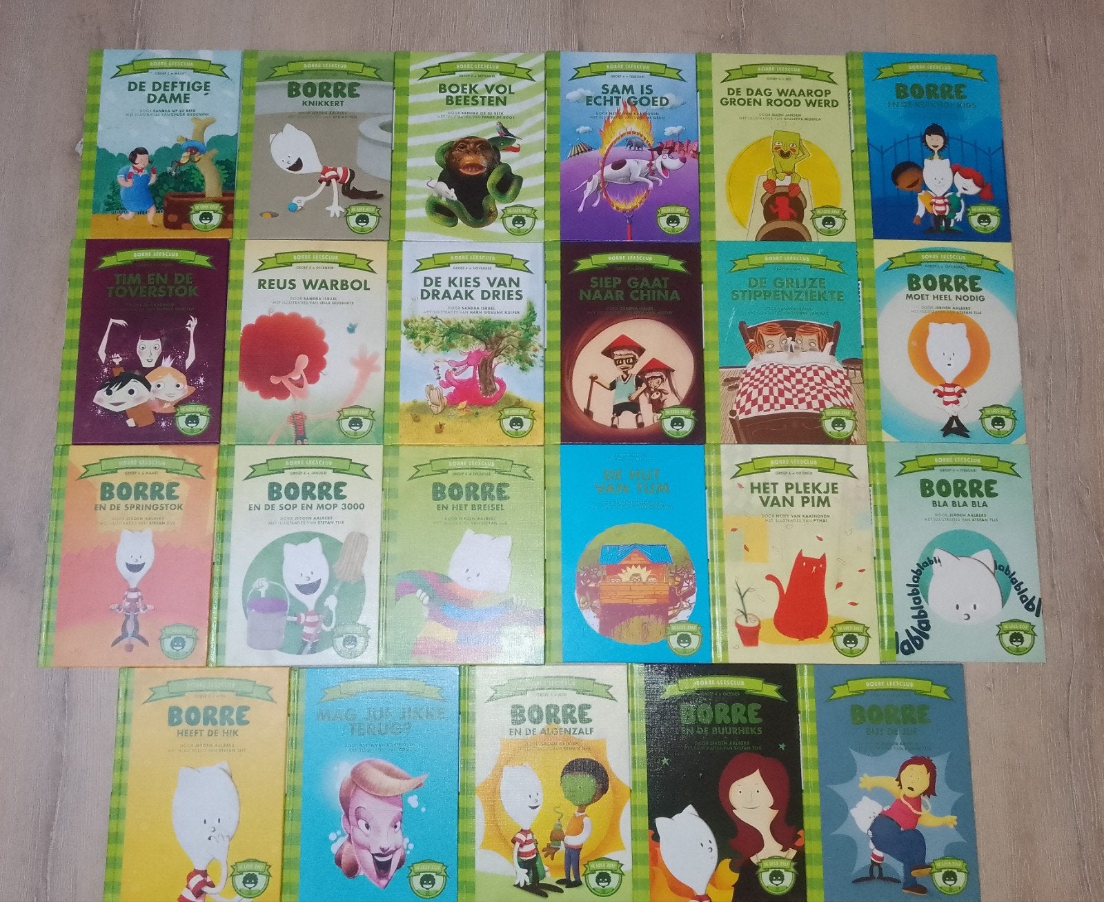 Partij 23 stuks Borreboekjes groep 4 Borre gr, Ophalen of Verzenden, Fictie algemeen