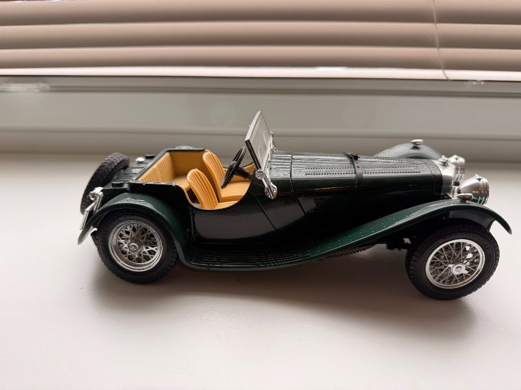 Bburago Jaguar SS 100 1937 Groen schaal 01:18, Ophalen, Zo goed als nieuw, Auto, Bburago