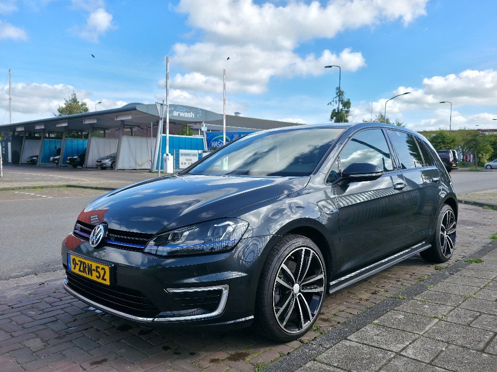 Volkswagen Golf 1.4 TSI Phev 150KW GTE 5D 2015 Grijs, Auto's, Stof, Zwart, 4 cilinders, 1395 cc