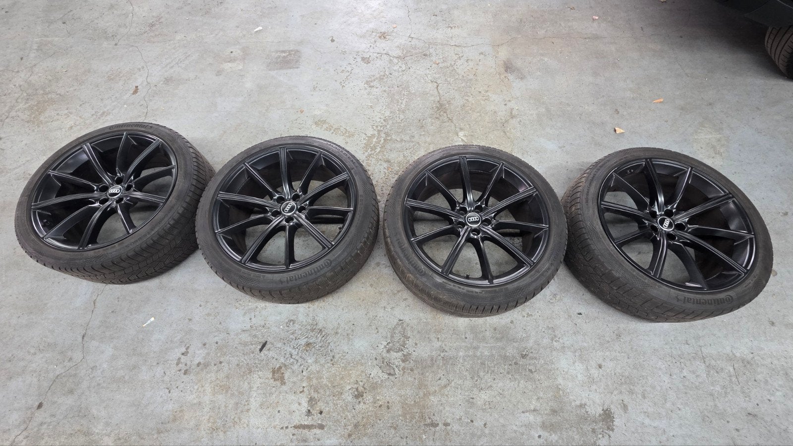 Audi Q7/Q8 21 inch Winterset 245/40R21 V XL, Ophalen, Gebruikt, Banden en Velgen, Terreinwagen