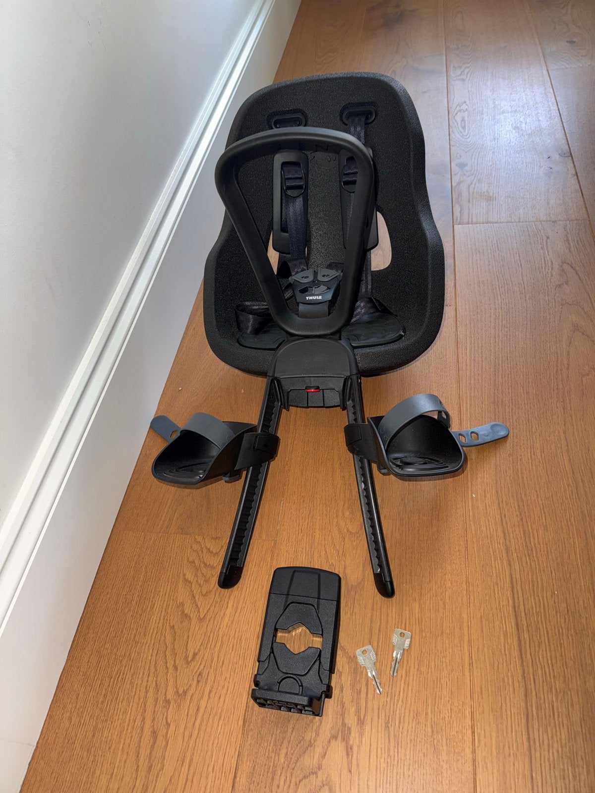 Thule Yepp Nexxt 2 Mini Fietsstoeltje - Zo goed als nieuw, Fietsen en Brommers, Voetsteuntjes, Ophalen of Verzenden, Zo goed als nieuw