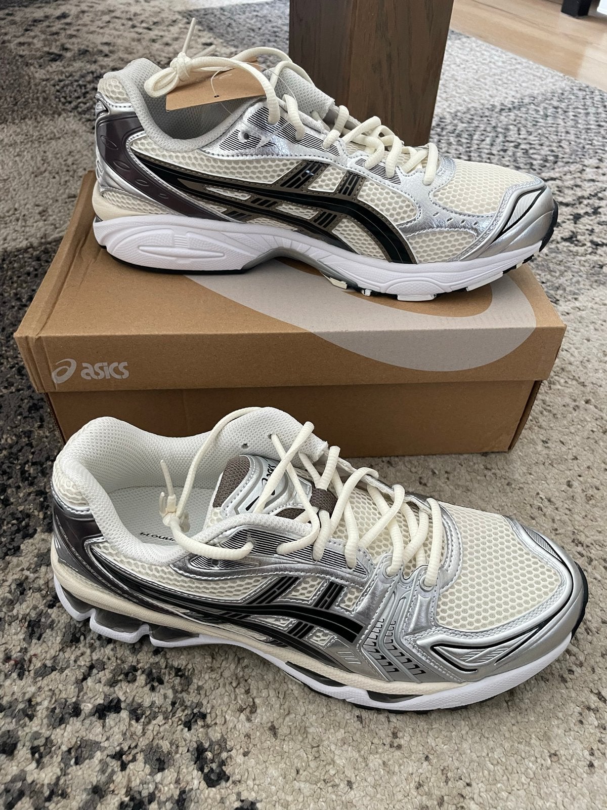 ASICS GEL-Kayano 14 maat 44, Ophalen of Verzenden, Nieuw, Wit, Sneakers of Gympen