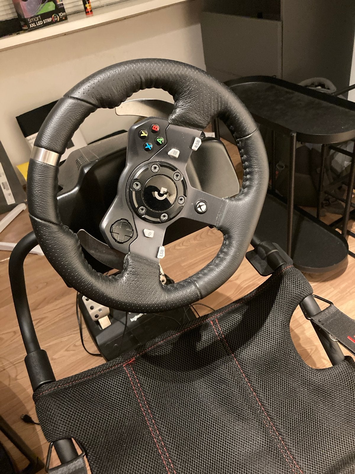 Logitech G920 Racestuur met Playseat Challenge, Spelcomputers en Games, Racestuur, Gebruikt, Xbox, Force feedback