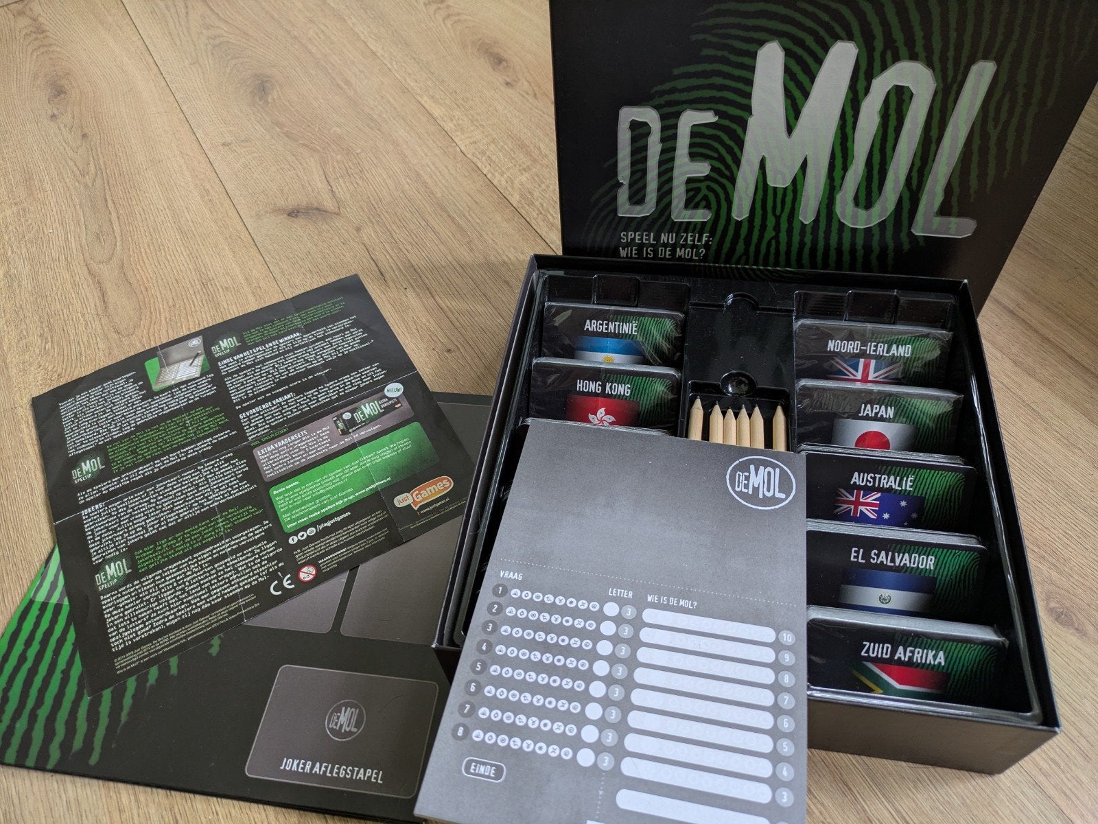Wie is de Mol spel - Compleet, Vijf spelers of meer, Ophalen of Verzenden, Zo goed als nieuw