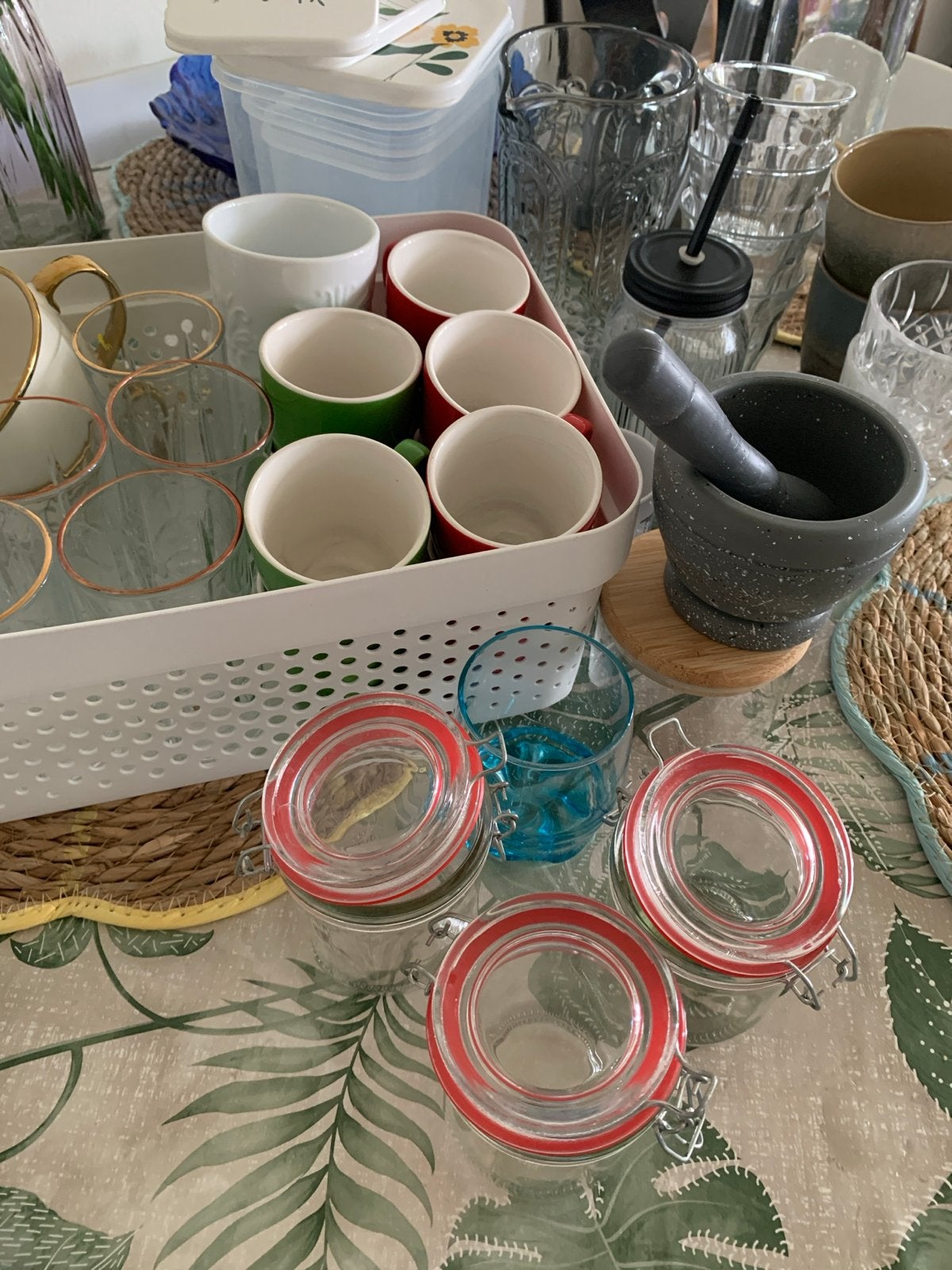 Diverse Keukenbenodigdheden: Glazen, Mokken, Vijzel, Potten, Huis en Inrichting, Ophalen, Meerkleurig, Overige merken, Glas