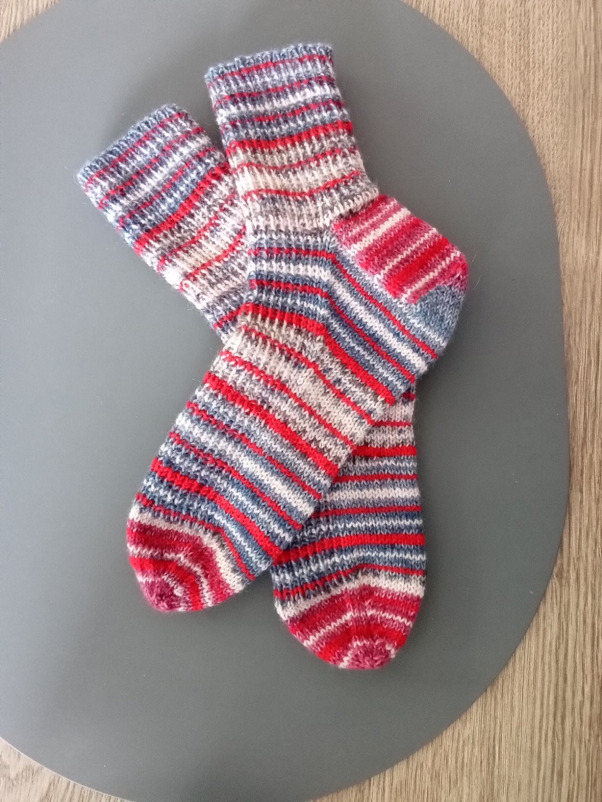 Mooie nieuwe handgebreide warme sokken maat 37/38, Kleding | Dames, Sokken en Kousen, Ophalen of Verzenden, Nieuw, Sokken en Kniesokken