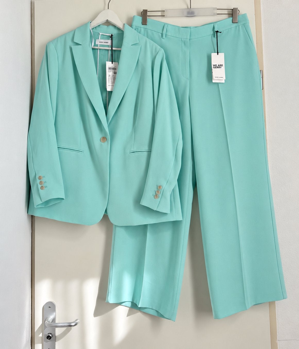 Nieuw Gerry Weber Chic broekpak prachtig aqua-mint  maat 46, Kostuum of Pak, Maat 46/48 (XL) of groter, Nieuw, Ophalen of Verzenden