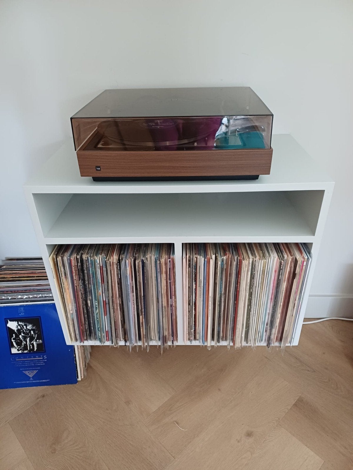Vinylplatenmeubel voor aan de muur., Ophalen, Zo goed als nieuw, Overige merken