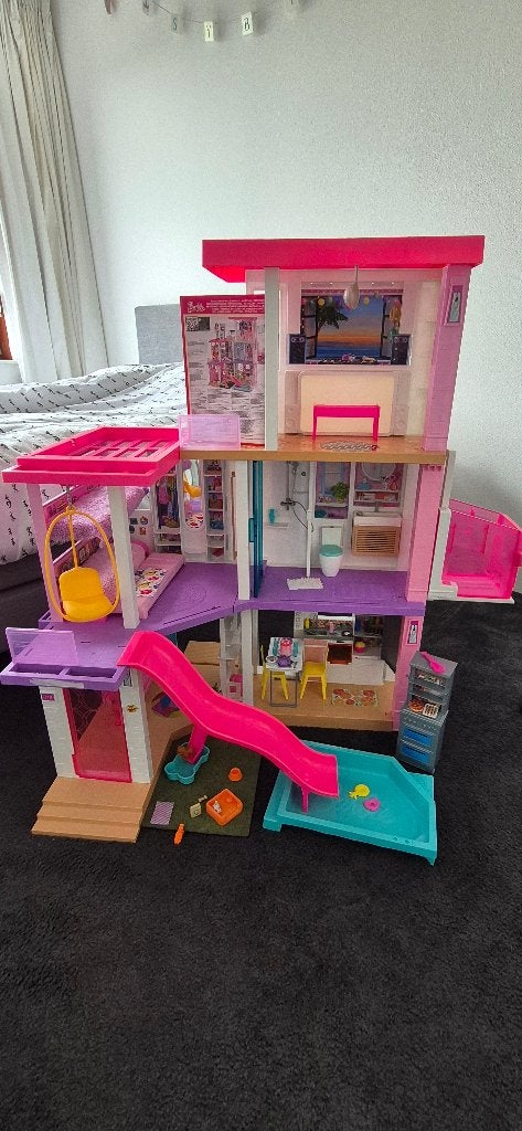 Barbies droomhuis, Ophalen, Zo goed als nieuw, Poppenhuis