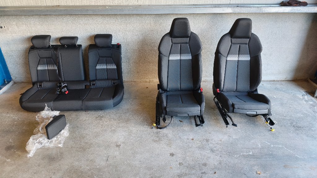 S-Line stoelen + achterbank voor Audi A3 8Y, Ophalen, Gebruikt, Audi