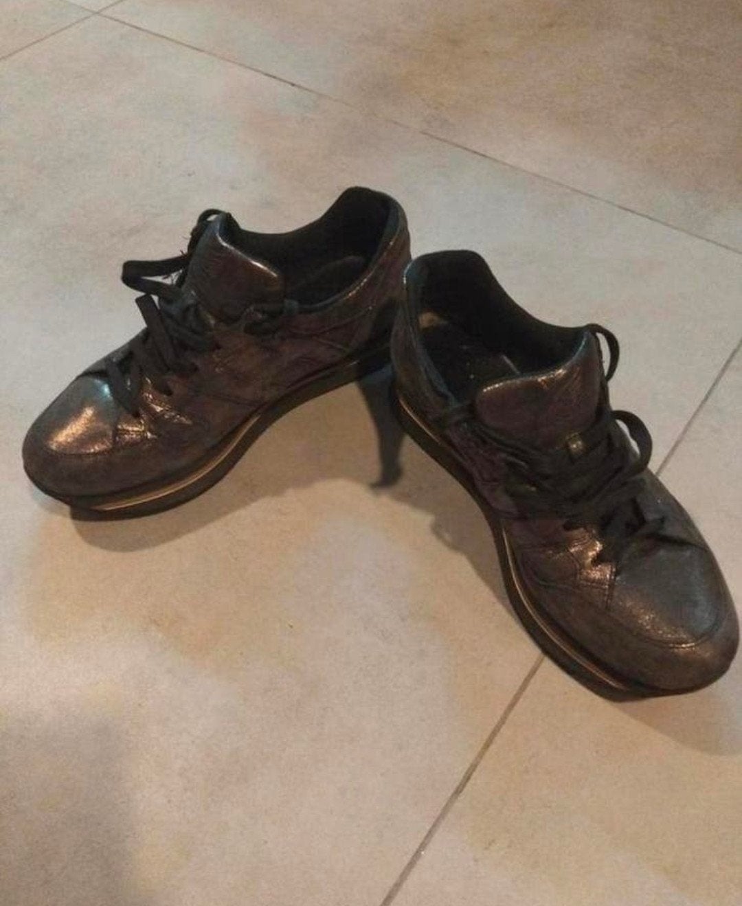 Hogan dames schoenen sneakers maat 40 Prijs 10, Ophalen of Verzenden, Zo goed als nieuw, Zwart, Sneakers of Gympen