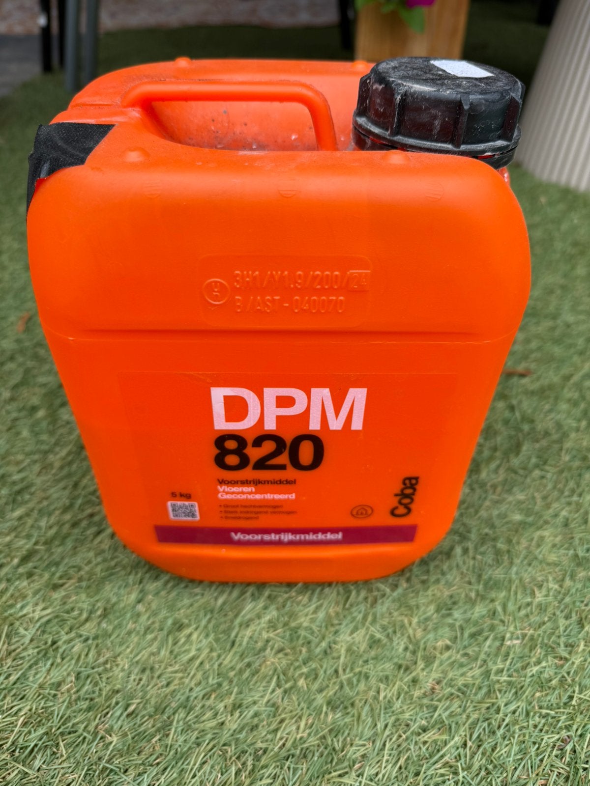Dpm 820 voorstrijkmiddel, Ophalen