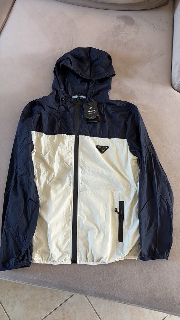 Prada vest, Maat 52/54 (L), Zwart, Nieuw, Ophalen of Verzenden
