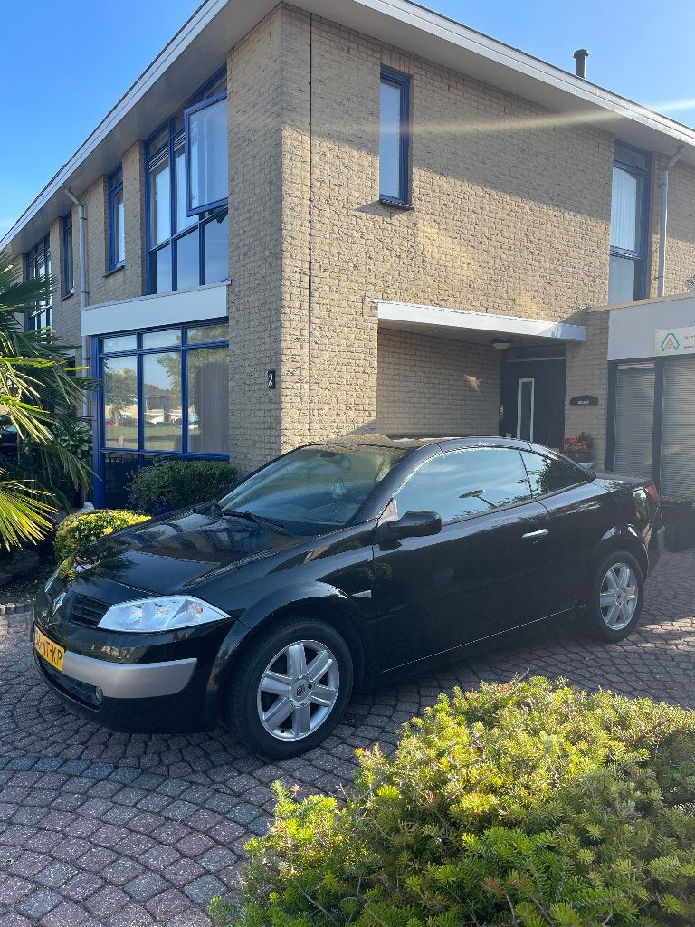 Renault Mégane 1.6 16V Autcom Cabrio 2004 Zwart, Voorwielaandrijving, 4 cilinders, Cabriolet, 4 stoelen