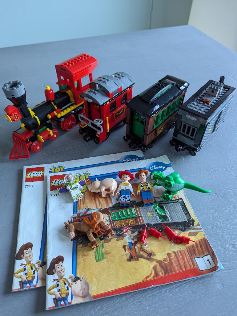LEGO 7597 – Toy Story Wild West trein (Train Chase), Overige thema's, Lego, Ophalen of Verzenden, Zo goed als nieuw