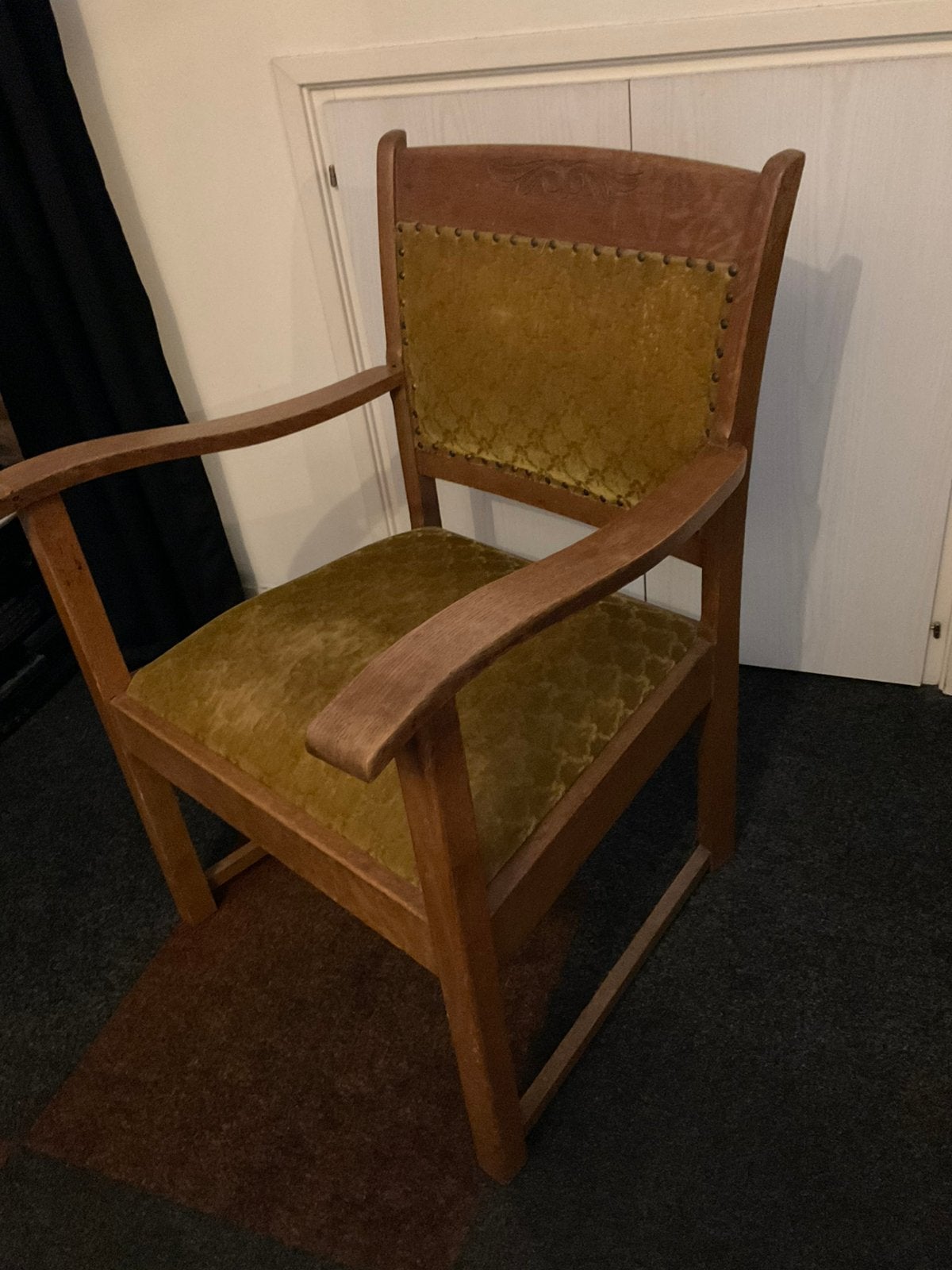 Stoel van oma, Huis en Inrichting, Stoelen, Ophalen, Gebruikt, Eén