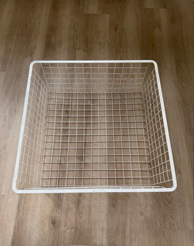 2xWit metalen draadmand - Opbergmand, Huis en Inrichting, Woonaccessoires | Schalen en Manden, Overige materialen, Gebruikt, Mand