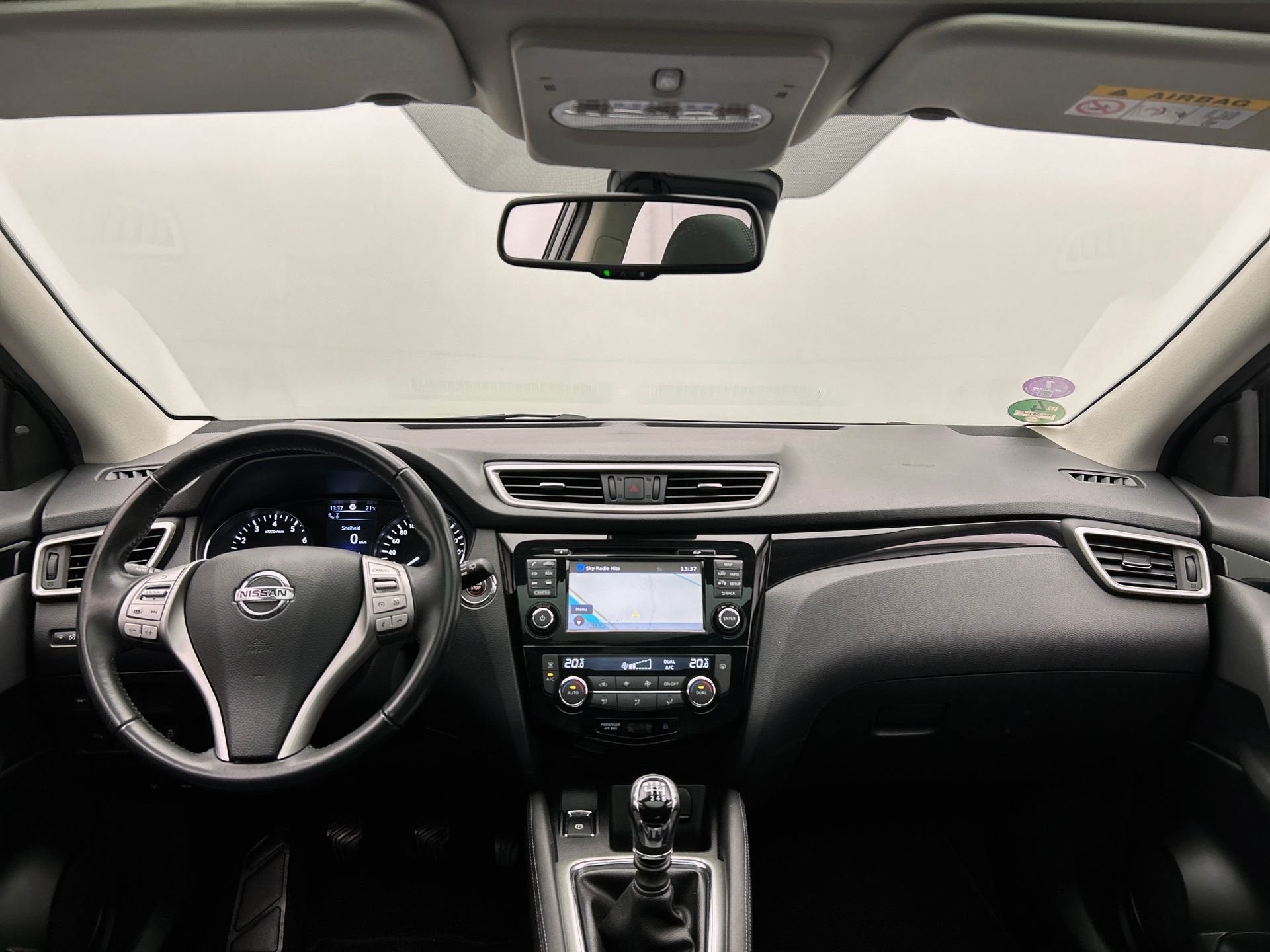 Nissan Qashqai 1.6 N-Vision|163PK | Dealer Onderhouden | Tre, Auto's, Voorwielaandrijving, 1618 cc, Gebruikt, 4 cilinders