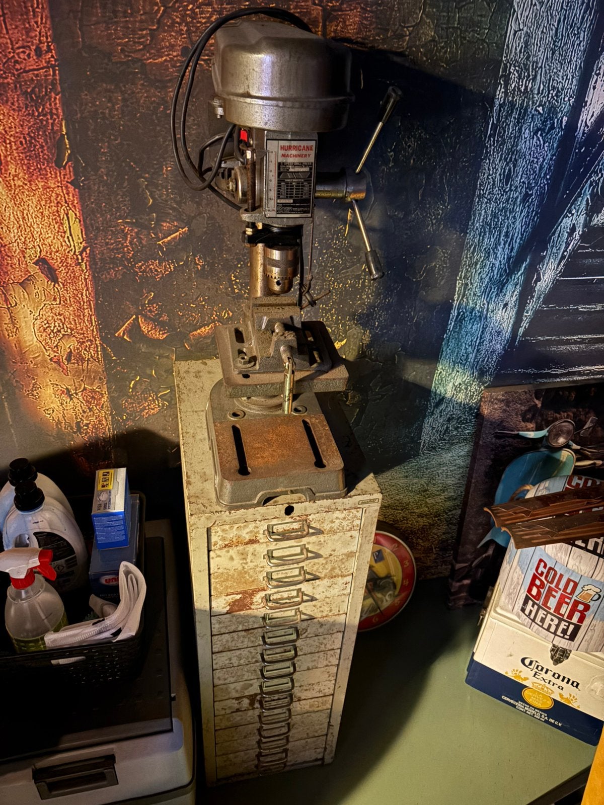 Boormachine op ladenkastje, Doe-het-zelf en Verbouw, Gereedschap | Boormachines, Ophalen, Gebruikt, Boormachine, Variabele snelheid
