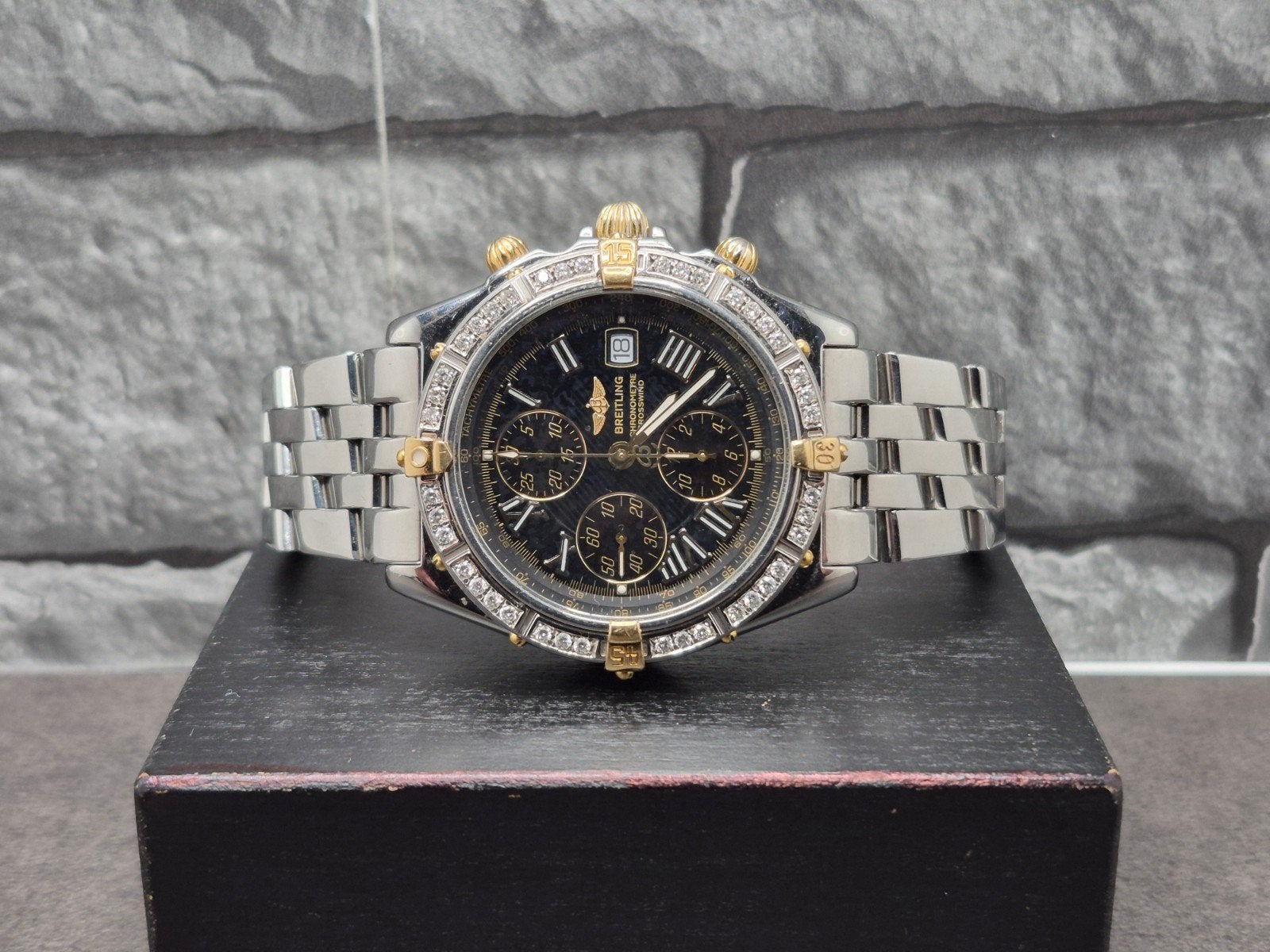 Breitling Crosswind Diamonds 43mm automatic, watch only, Staal, Gebruikt, Zwitserland, Staal