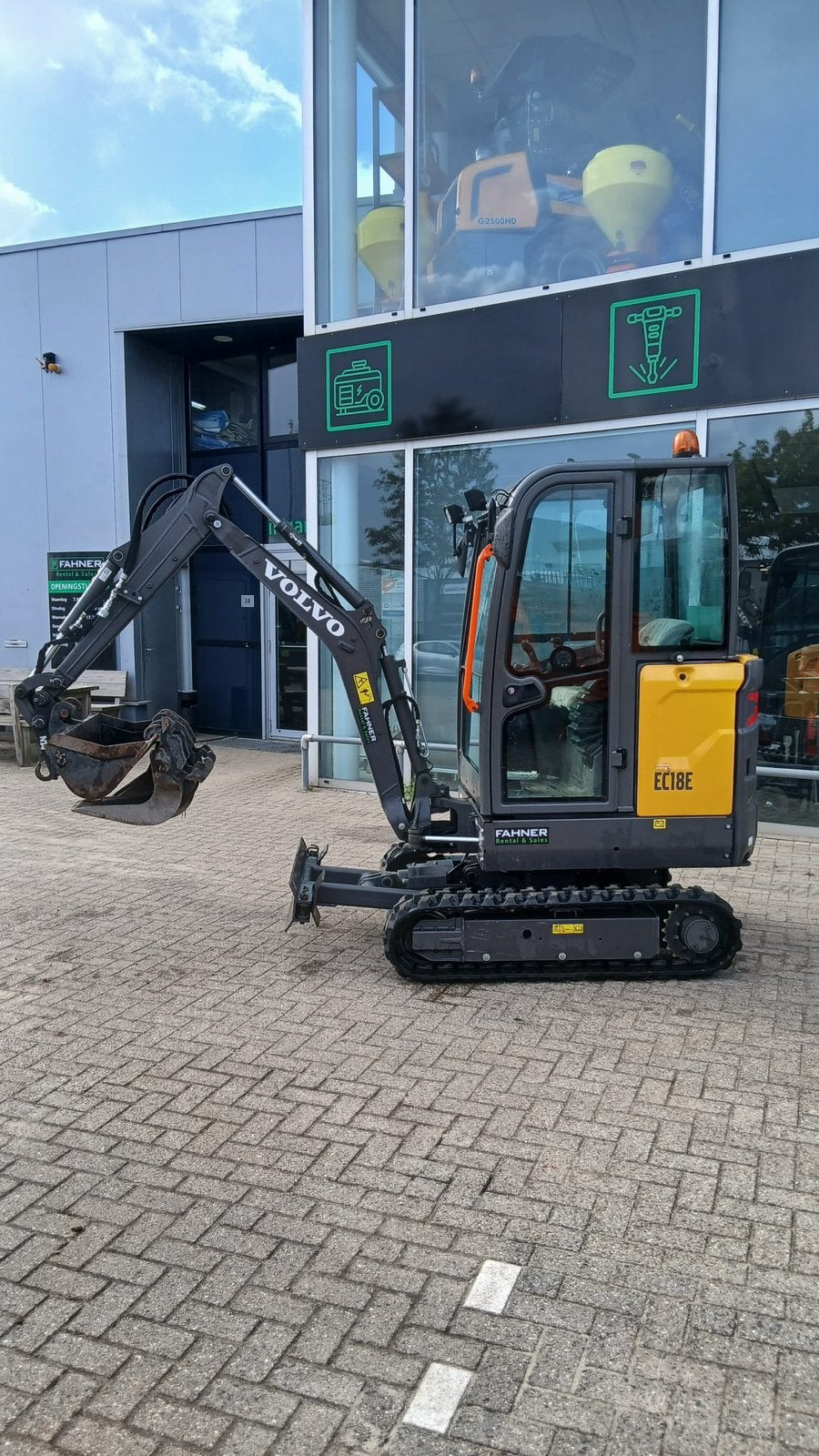 Volvo EC 18 E minigraver minikraan, Ophalen, Graafmachine
