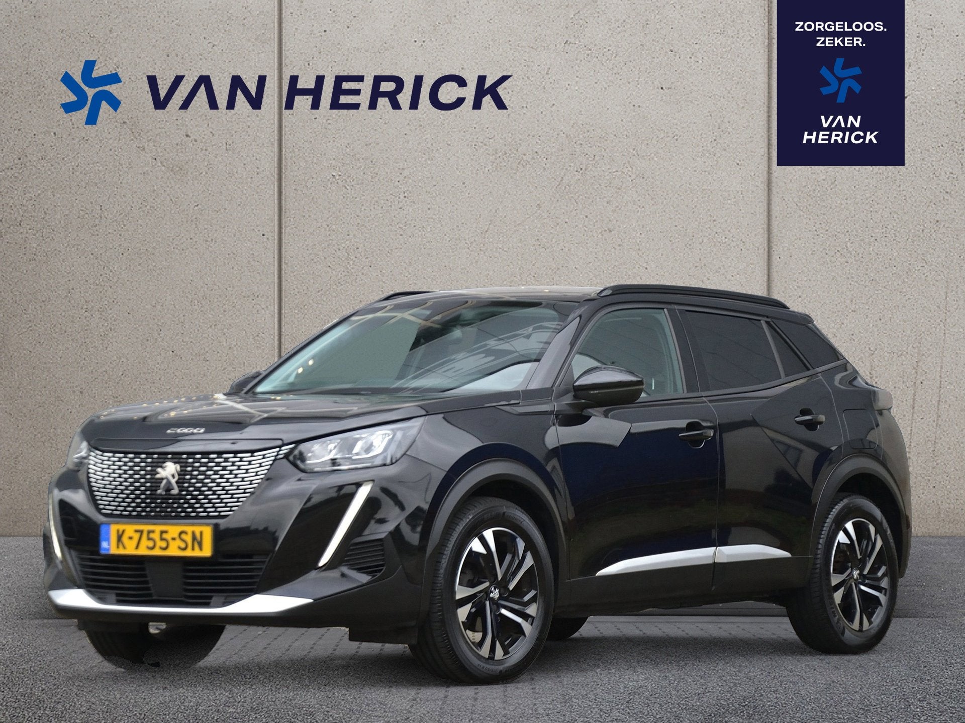 Peugeot 2008 1.2 PureTech Allure 130PK Automaat | Navigatie, Gebruikt, 1199 cc, Leder en Stof, Zwart