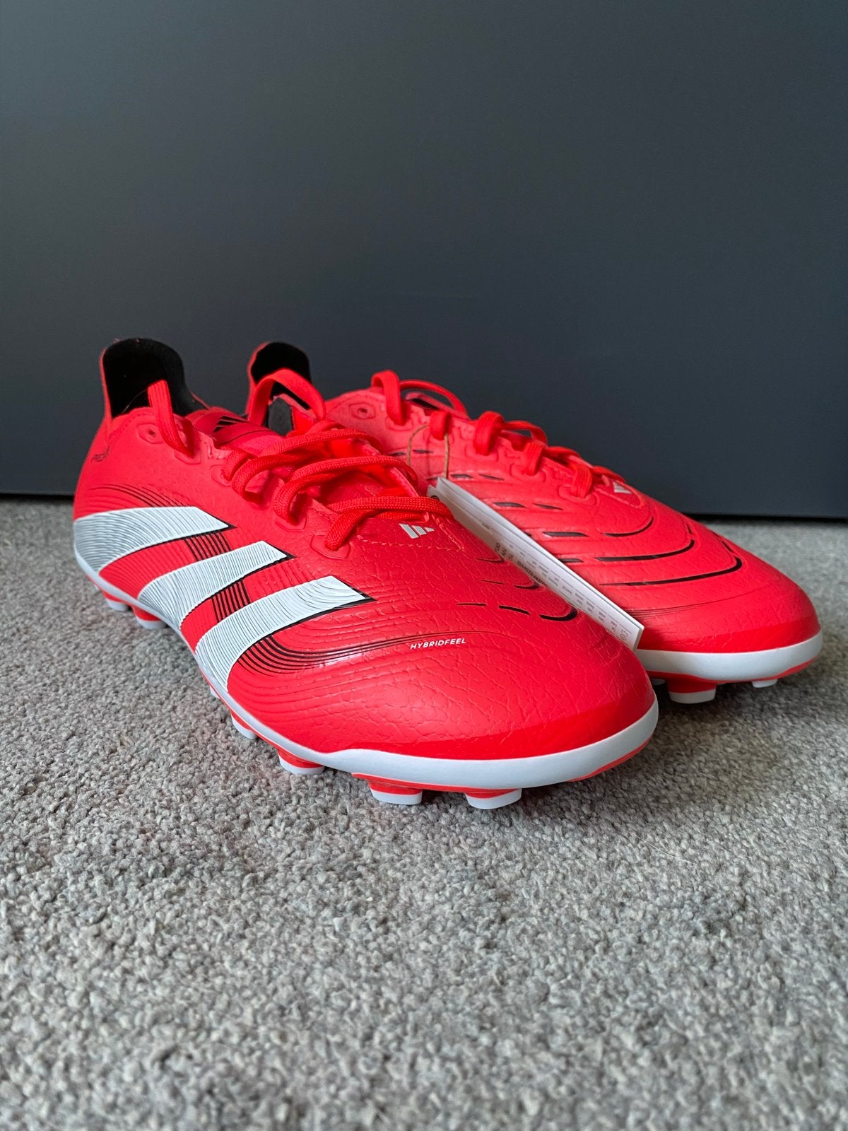 Adidas Predator League AG Rood Maat 42 2/3, Verzenden, Schoenen, Nieuw, Adidas@nl-info.adidas.com