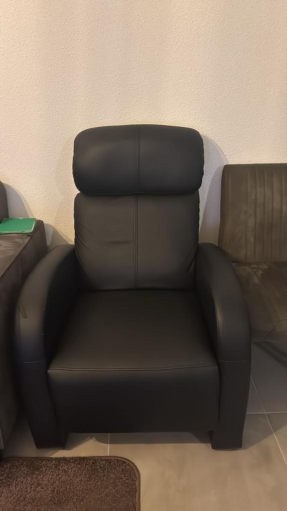 Massage fauteuil, Ophalen, Zo goed als nieuw, 50 tot 75 cm, Leer