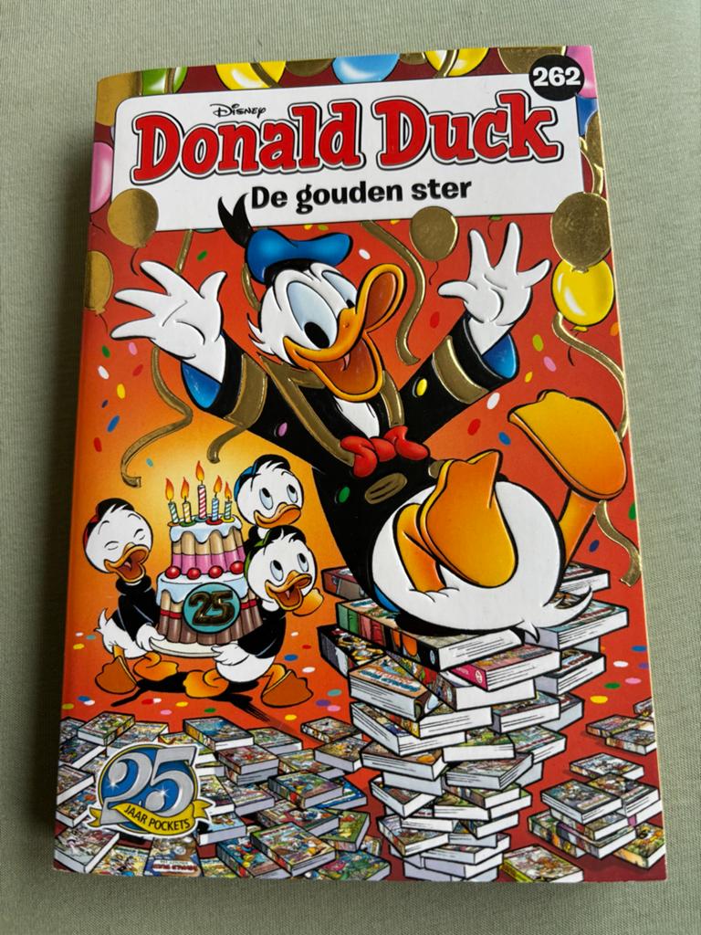 Donald Duck Pocket 262: De gouden ster, Eén stripboek, Ophalen of Verzenden, Zo goed als nieuw