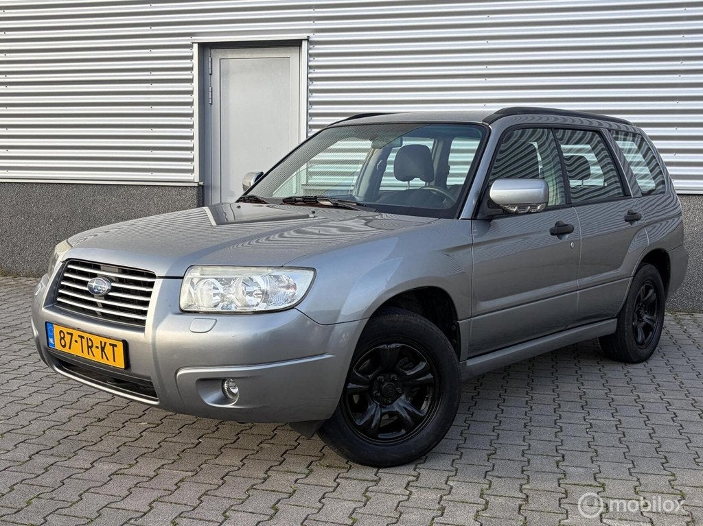 Subaru Forester 2.0 X Comfort Pack-Nieuwe Apk, Auto's, Subaru, 1994 cc, Gebruikt, Zwart, 4 cilinders