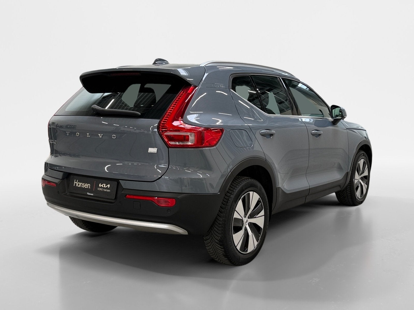 Volvo XC40 1.5 T4 Plug-in hybrid Core Bright I CarPlay I Cam, Automaat, Stof, Bedrijf, Grijs