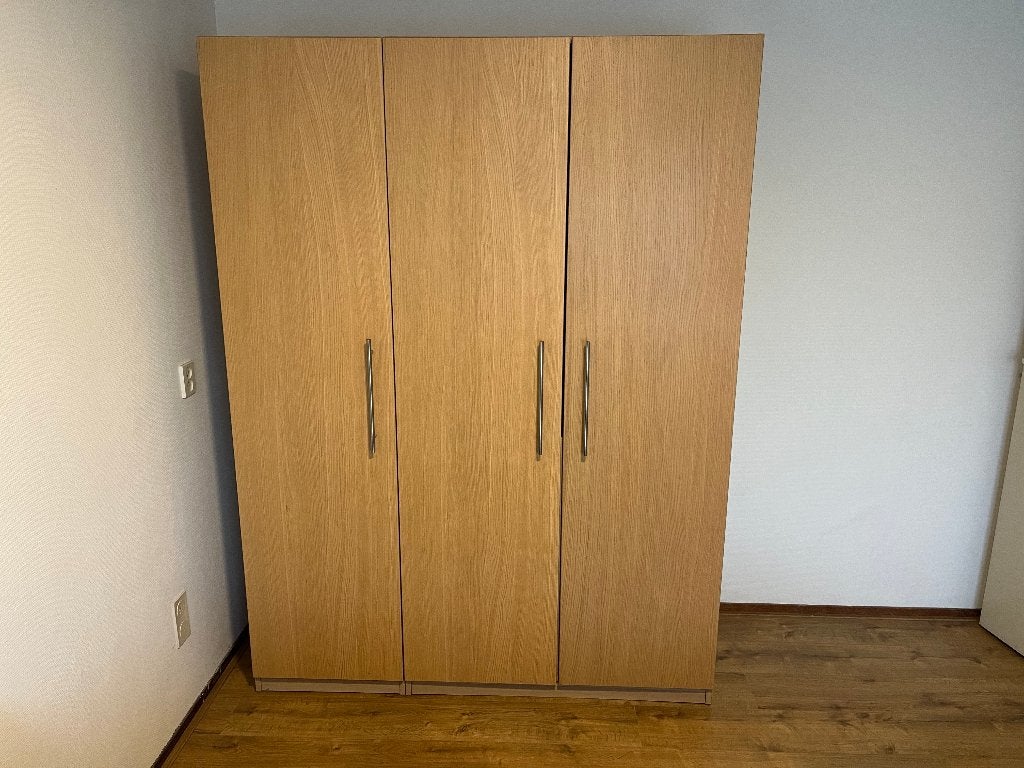PAX kledingkast met drie deuren, Huis en Inrichting, Kasten | Kledingkasten, 200 cm of meer, 150 tot 200 cm, Eikenhout, Zo goed als nieuw
