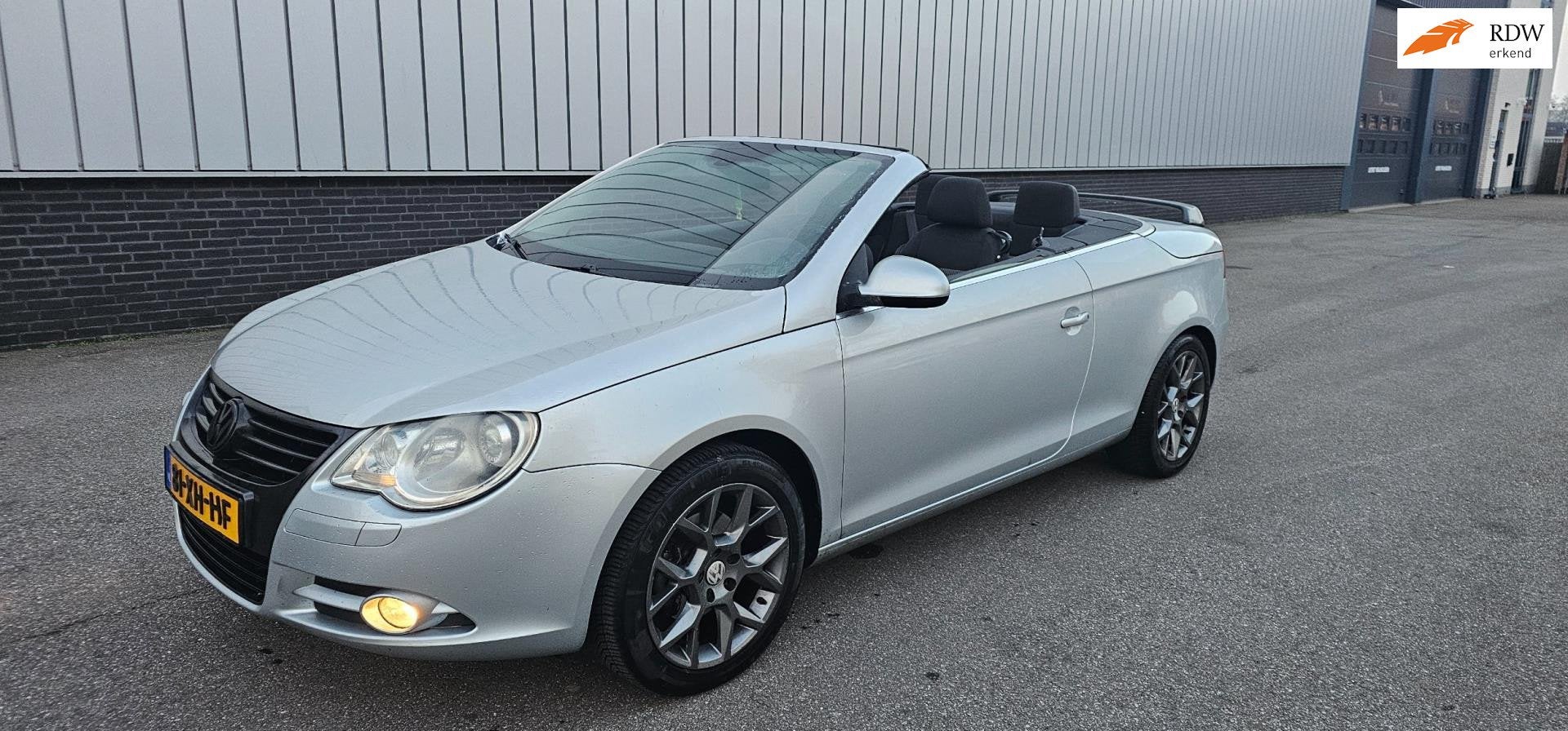 Volkswagen Eos 2.0-16v FSI, Voorwielaandrijving, Gebruikt, 4 cilinders, 4 stoelen