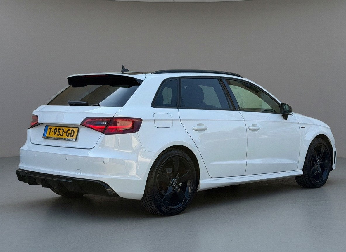 Audi A3 Sportback 1.8 TFSI Ambition S-line|Automaat|Stoelver, Auto's, Audi, Gebruikt, 4 cilinders, Leder en Stof, Wit