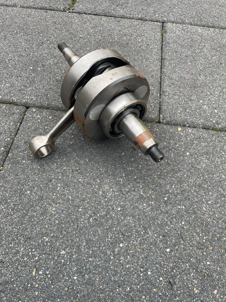 Krukas derbi NT, Ophalen of Verzenden, Gebruikt, Blok