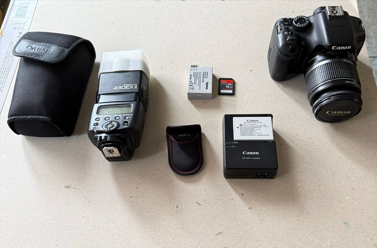 Canon EOS spiegelreflexcamera met flitser en acc, tripod, Gebruikt, Spiegelreflex, Canon, 4 t/m 7 keer
