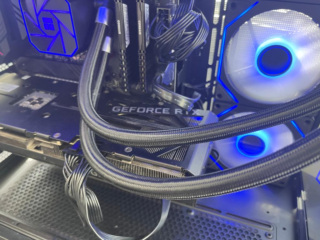 RTX 3070 TI / Ryzen 5 Gaming PC!, Virtual Reality, Refurbished, Met videokaart, 1024 GB