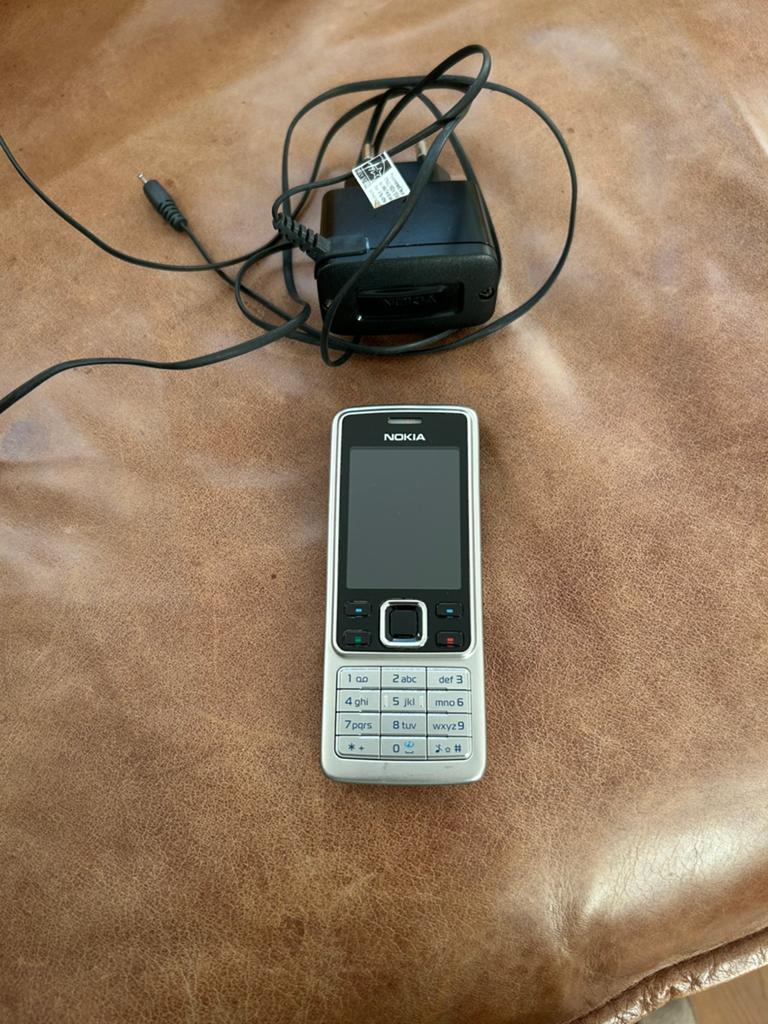 Nokia 6300, Ophalen of Verzenden, Zo goed als nieuw, Geen camera, Zwart